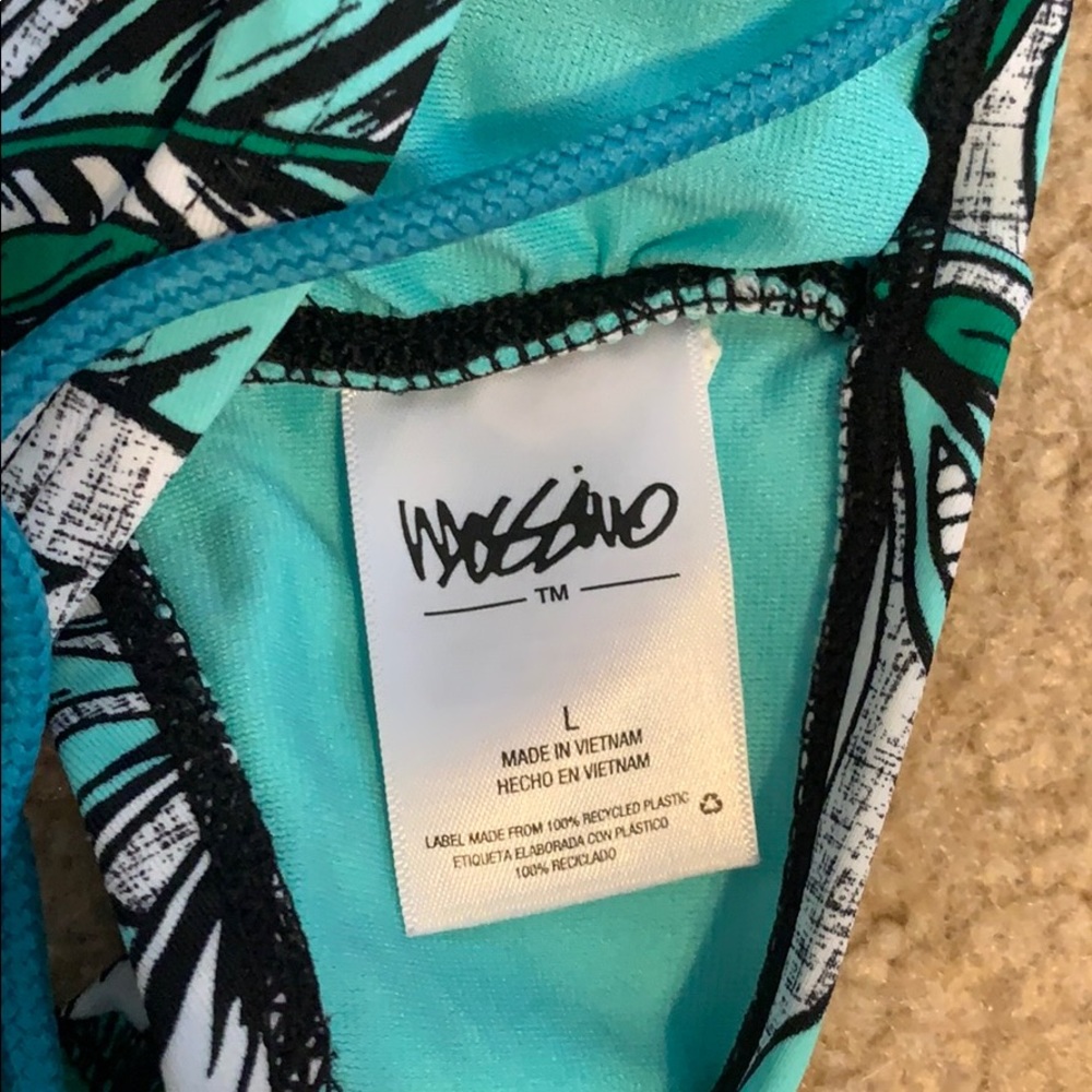 Halter bathing suit Top - Picture 6 of 6